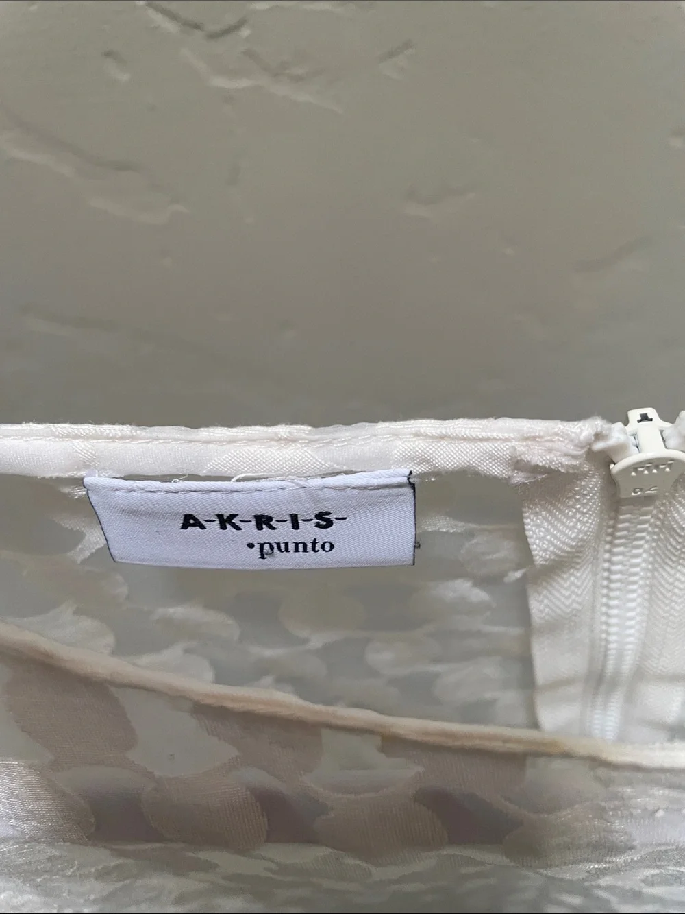 Akris Punto Top - Picture 7 of 9